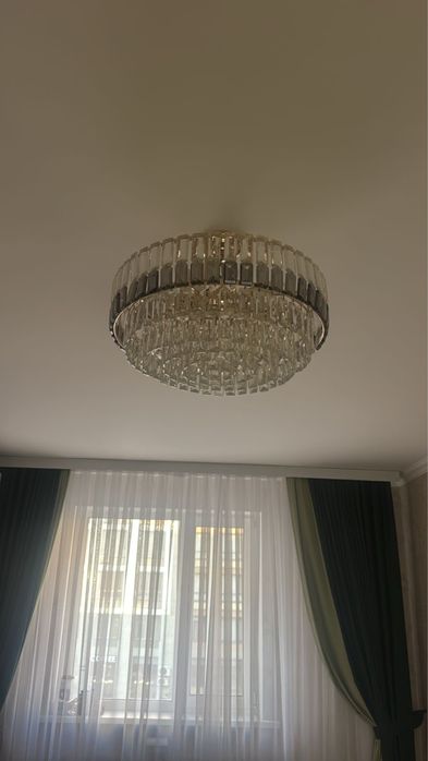 люстра большая продается