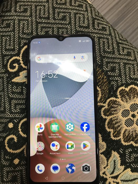 Срочно продам телефон