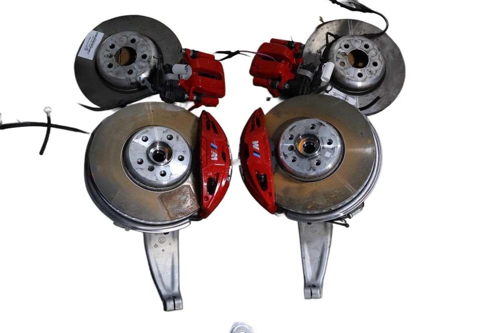 Etrieri spate M Performance roșii BMW Seria 5 G30 /G31 – set complet