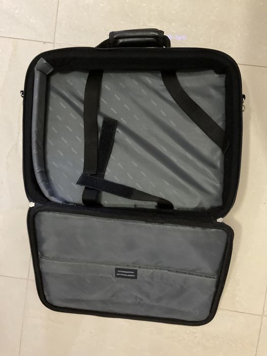 Geanta laptop / geanta office