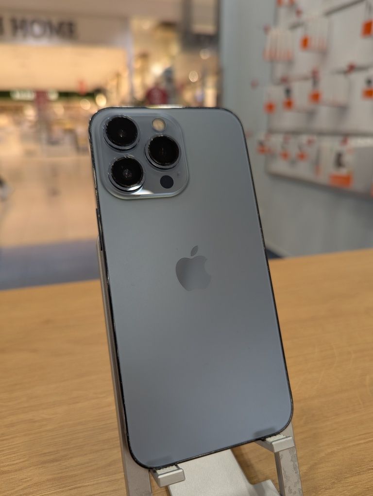 iPhone 13 Pro + подаръци