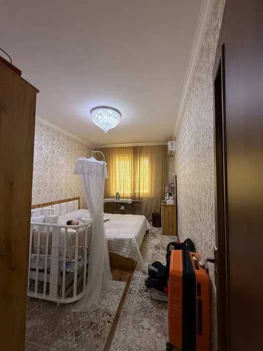 срочно продается квартира 1/1/7 в Сергели чош тепа 40кв.м 47000$