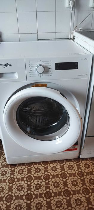 Пералня Whirlpool 7kg