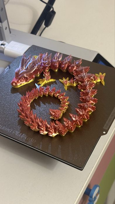 Dragon articulat flexibil multicolor