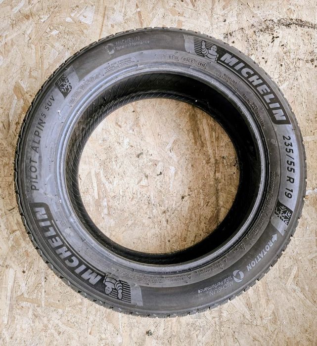 Anvelope 235 55 R19 Michelin M+S iarna