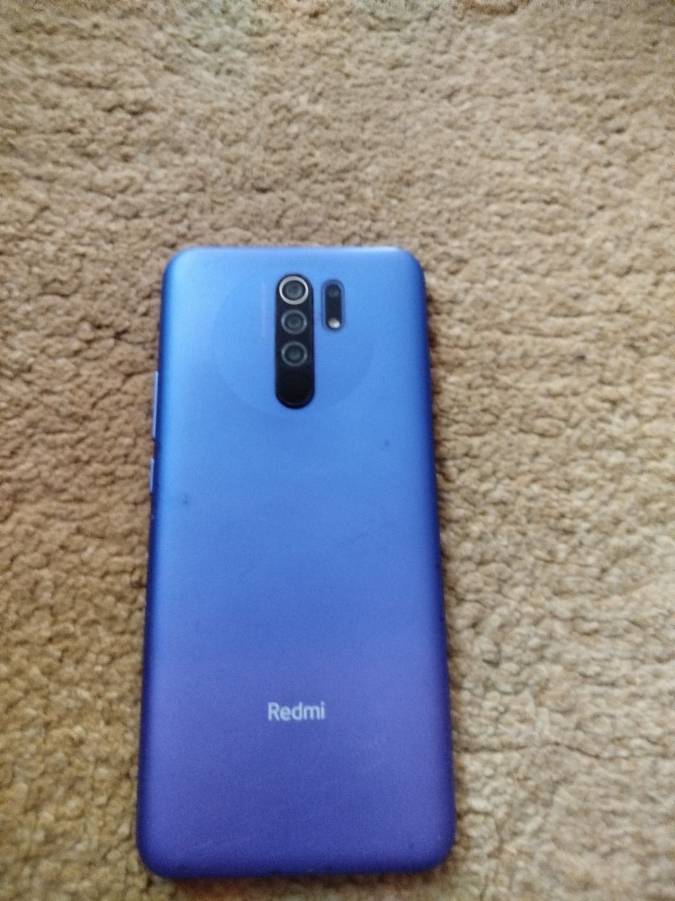 Redmi 9 4/64 продаю