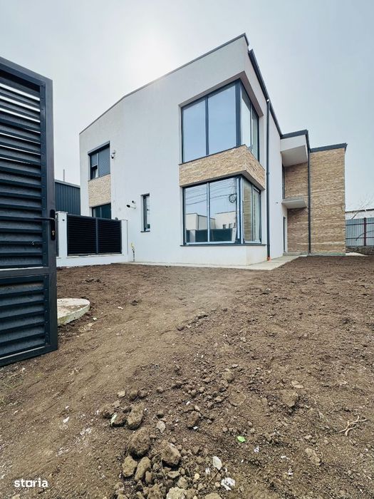 Casa P+1 str. Libertății, singur in curte , COMISION 0