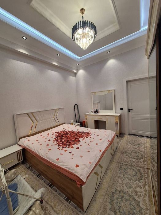 Kvartira sotiladi chilonzor 24. 2/8/10. 70m2