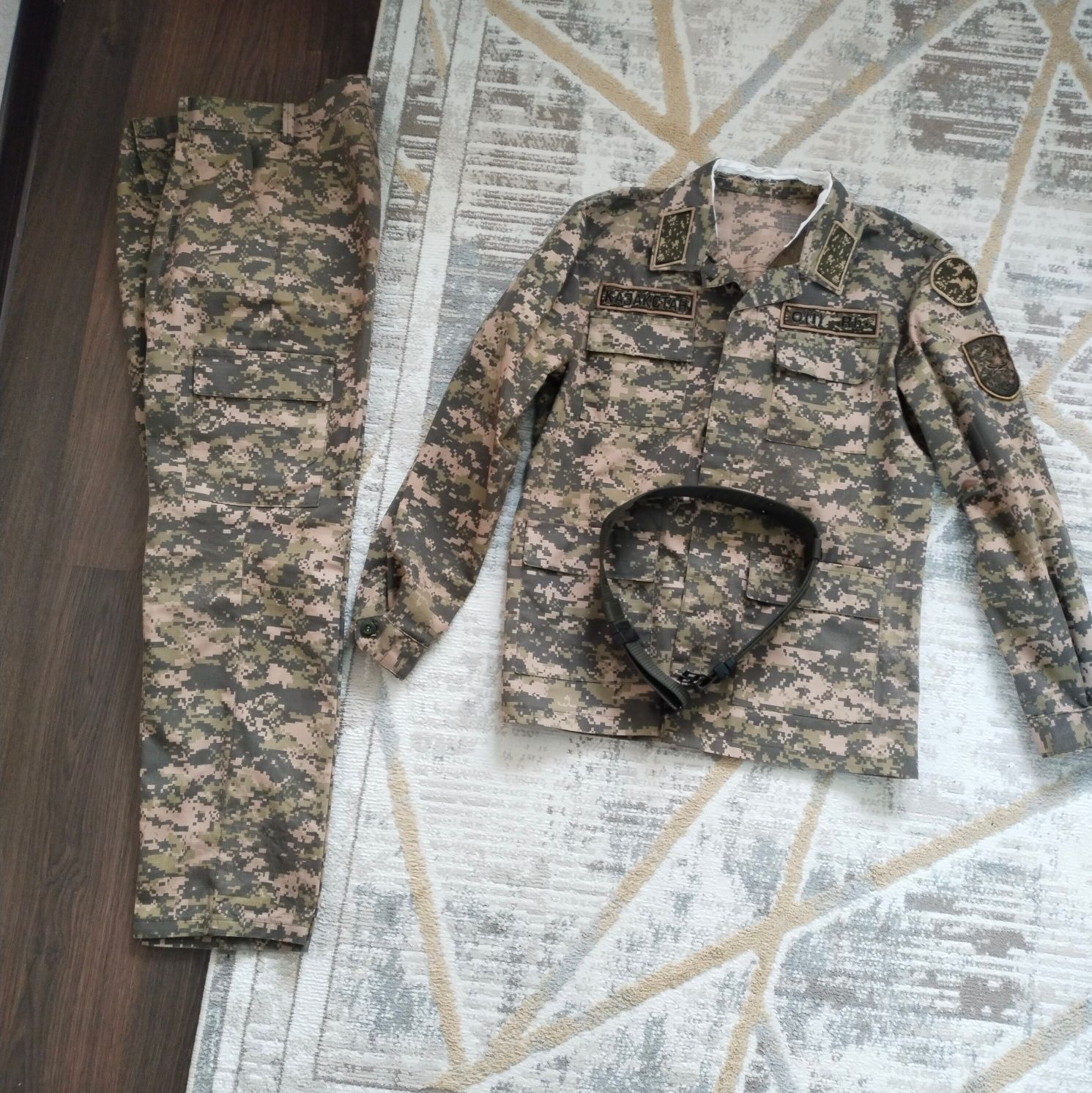 Продам военную форму (подойдёт для военной кафедры)