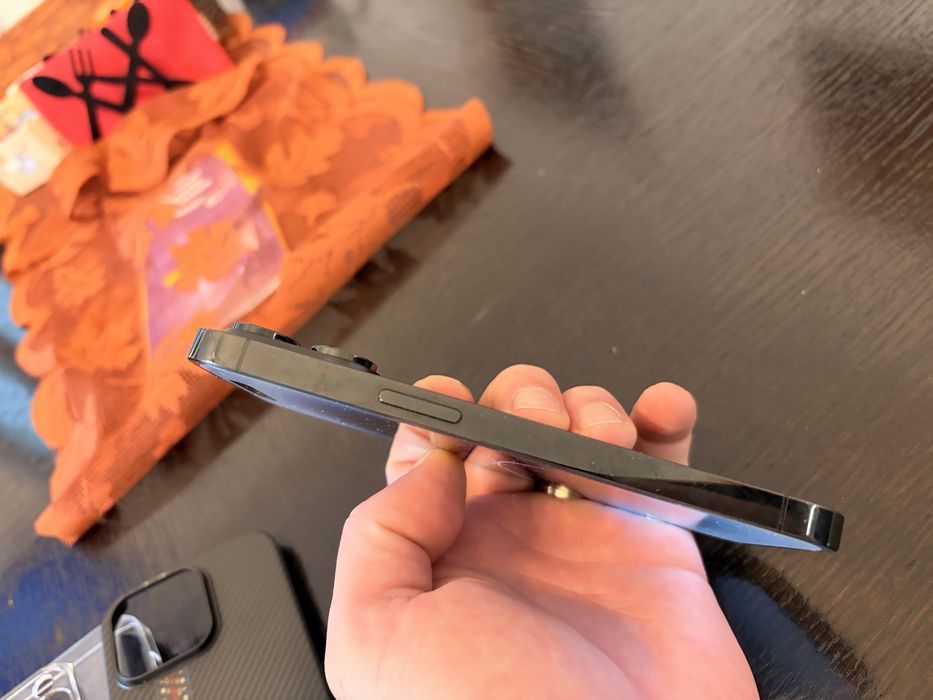 Iphone 14 pro impecabil