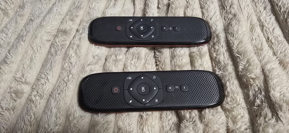 Telecomanda air mouse smart cu tastatura full, touch pad, voice,