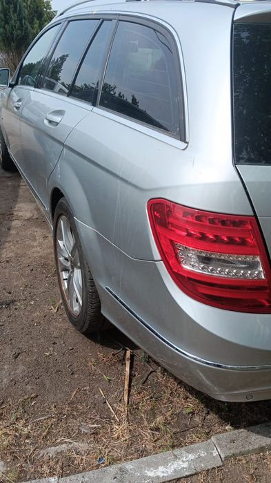 Vind Mercedes C class avangard