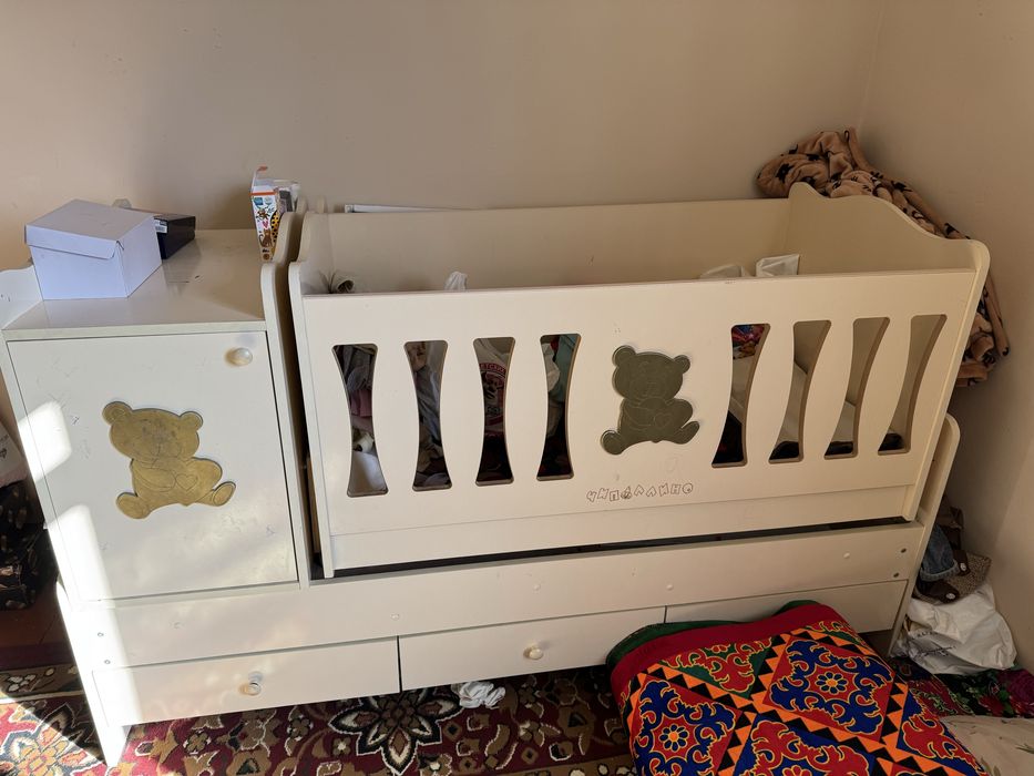 Usı qollanılğan mebeller satıladı! Kelisimli bahada beriledi