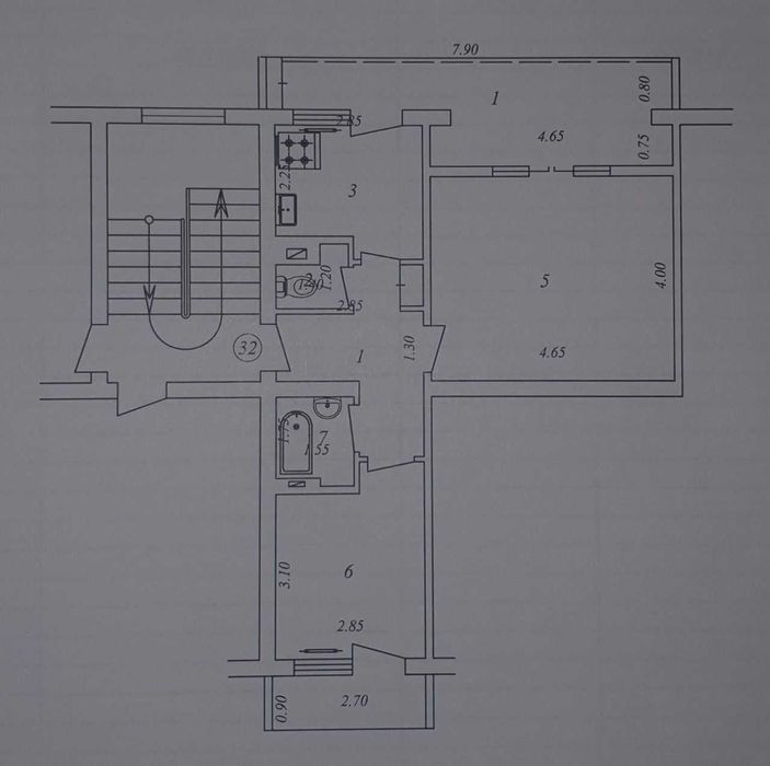 Срочно продаётся 2 комнатная квартира в 6 квартале посольство Америки