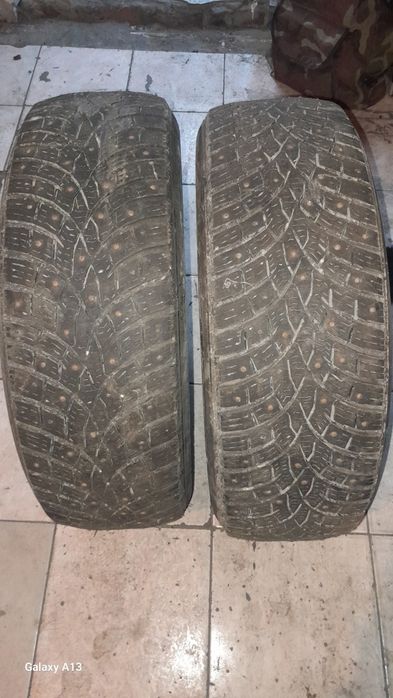 Продам резину 215/65/R16 сезон катанная 2 балона