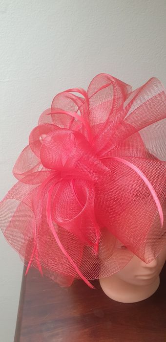 Fascinator pentru nuntă