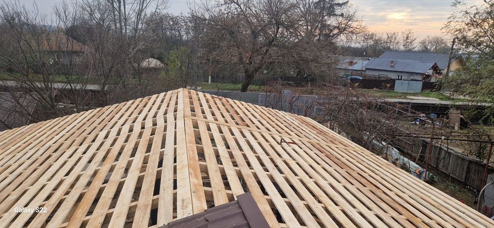 Reparatii montaj acoperișuri dulgherie țiglă metalică și ceramică