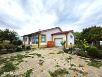 Casa cu 3 camere si garaj - teren 1180 MP - Oituz, jud. Constanta