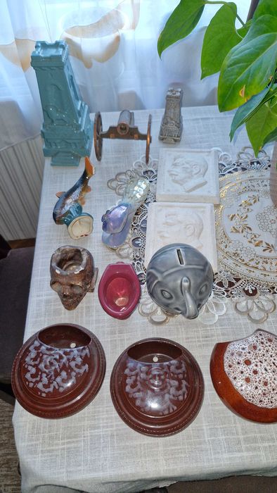 Порцеланови фигури