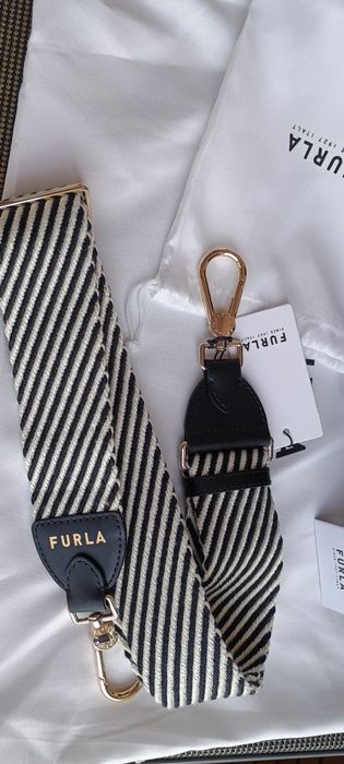 Furla FLOW/MIADIVA оригинални раница/чанта