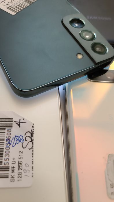 Samsung s22 plus  5G 256gb