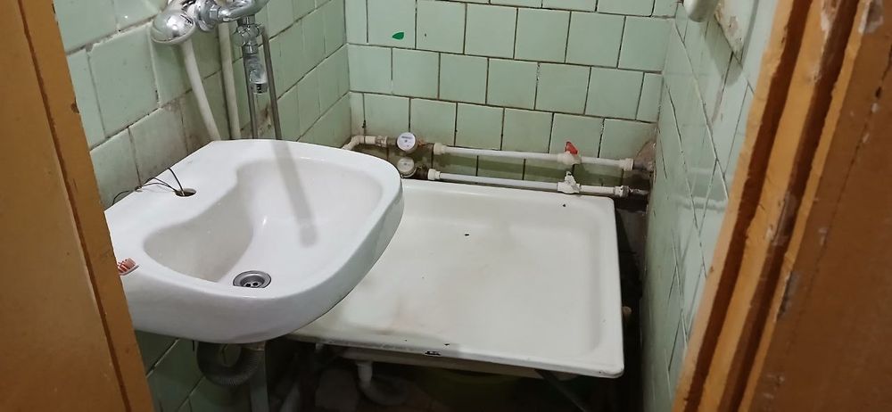 Продается 1ком в сергели 4етаж сергели 4