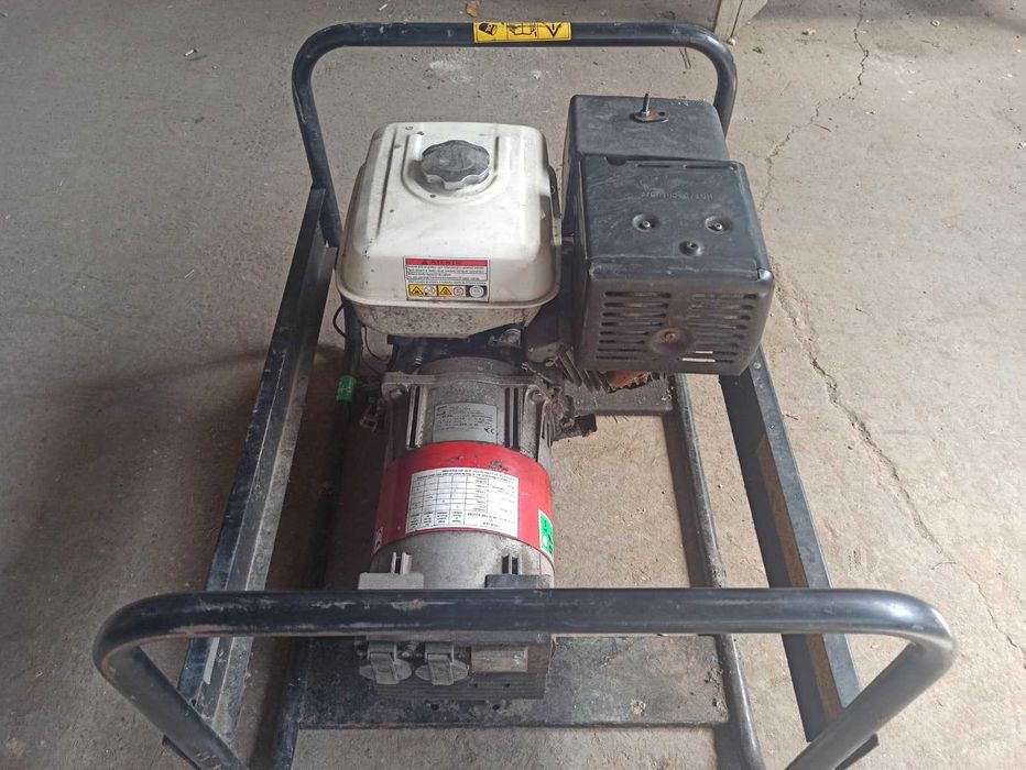 Generator AGT 4501 HSB cu motor Honda GX270 – 4.5 kVA, Monofazat, 230V