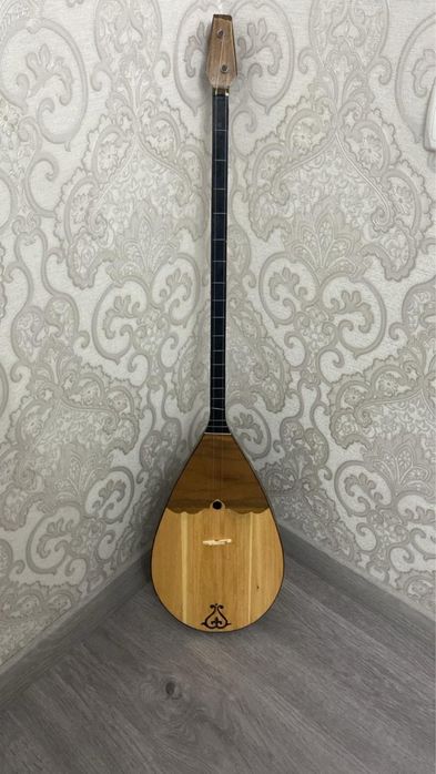 Жақсы домбыра сатылады