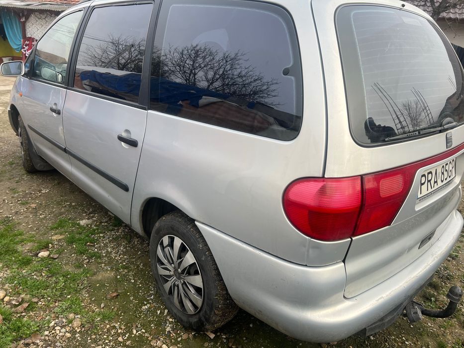 Vând Seat Alhambra