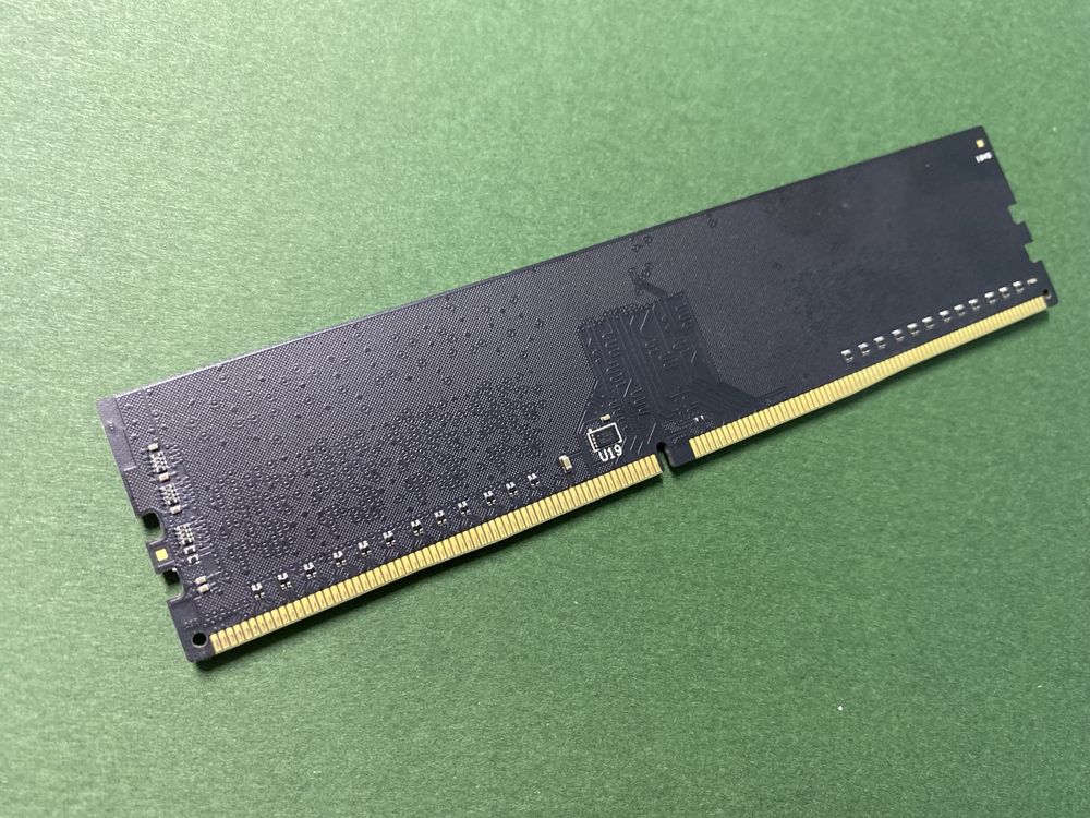Оперативная память ddr4 на 4 gb