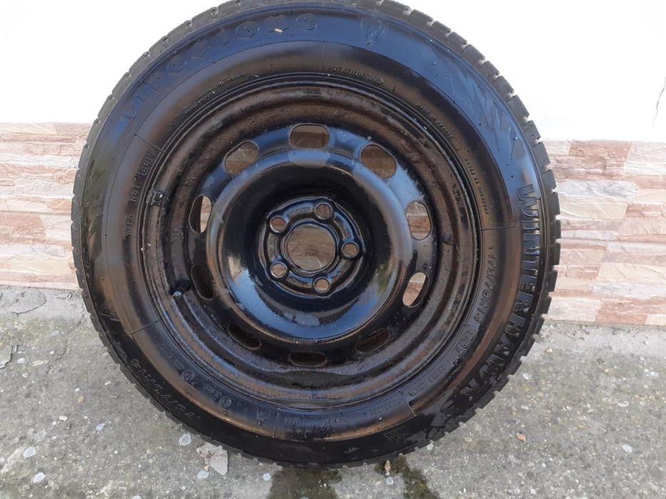 Продавам зимни гуми с джанти