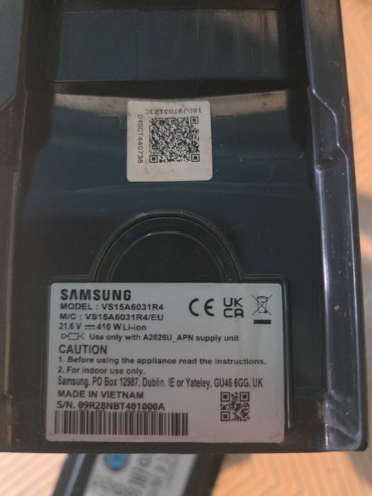 Aspirator samsung pe baterii