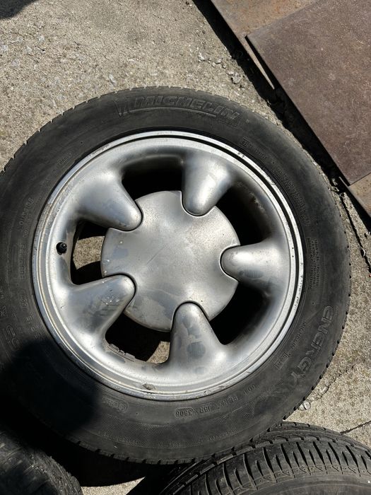 Джсанти от Рено 15ки