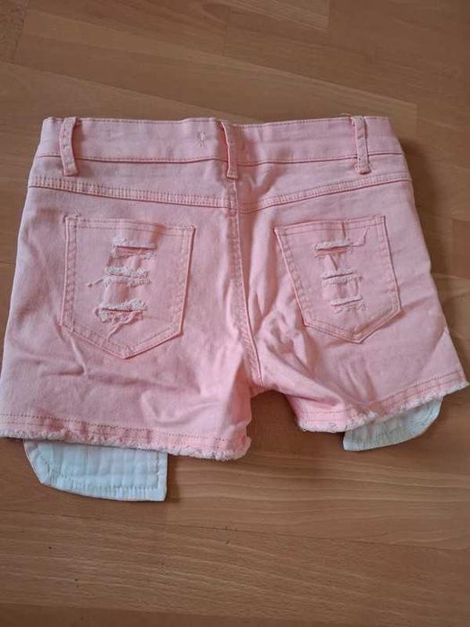 Pantaloni lungi si scurti