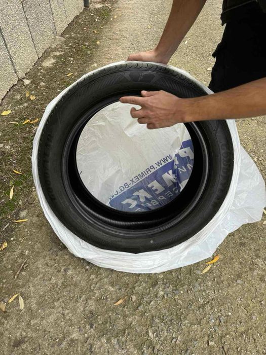 Продавам летни гуми goodyear r19/205/55