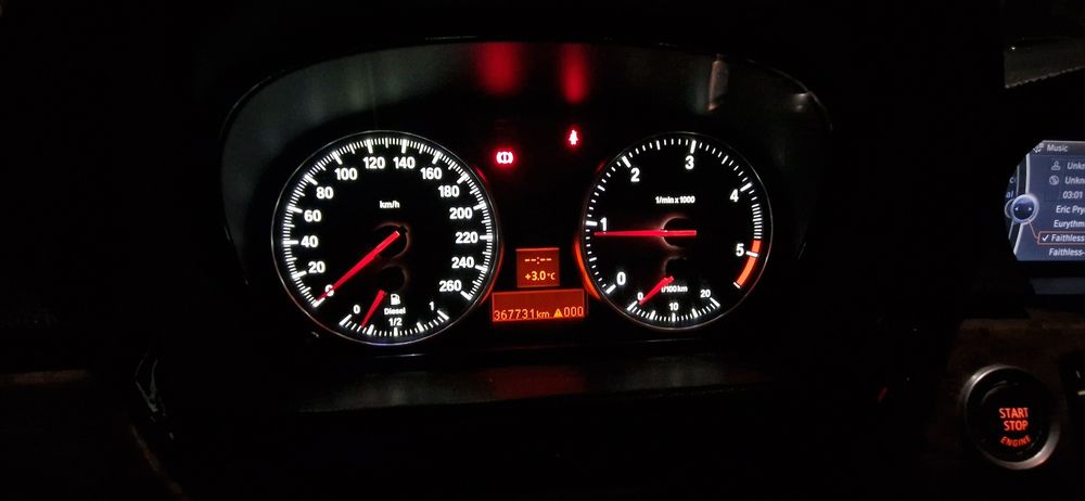 Ceasuri bord BMW lumina albă