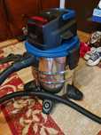 Aspirator fereex 20v- 220v 20l functioneaza cu acumulator bosch profes