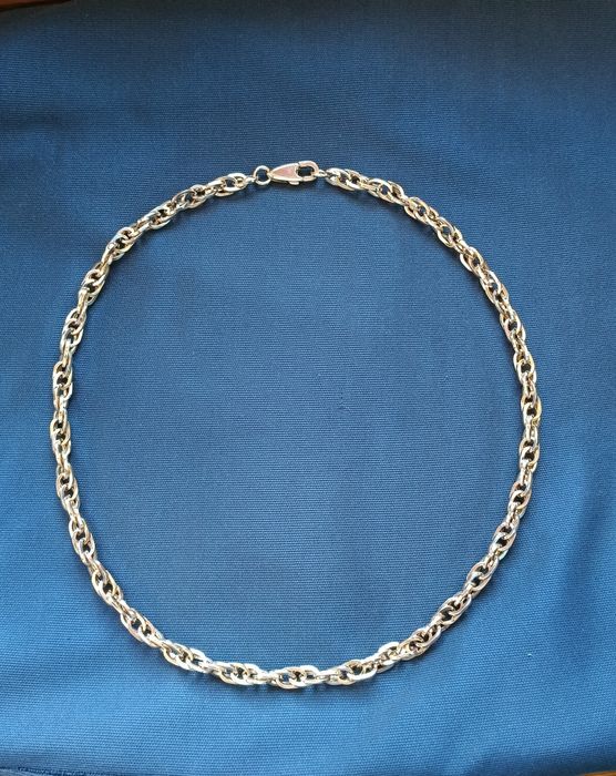 Продам цепочку золотую