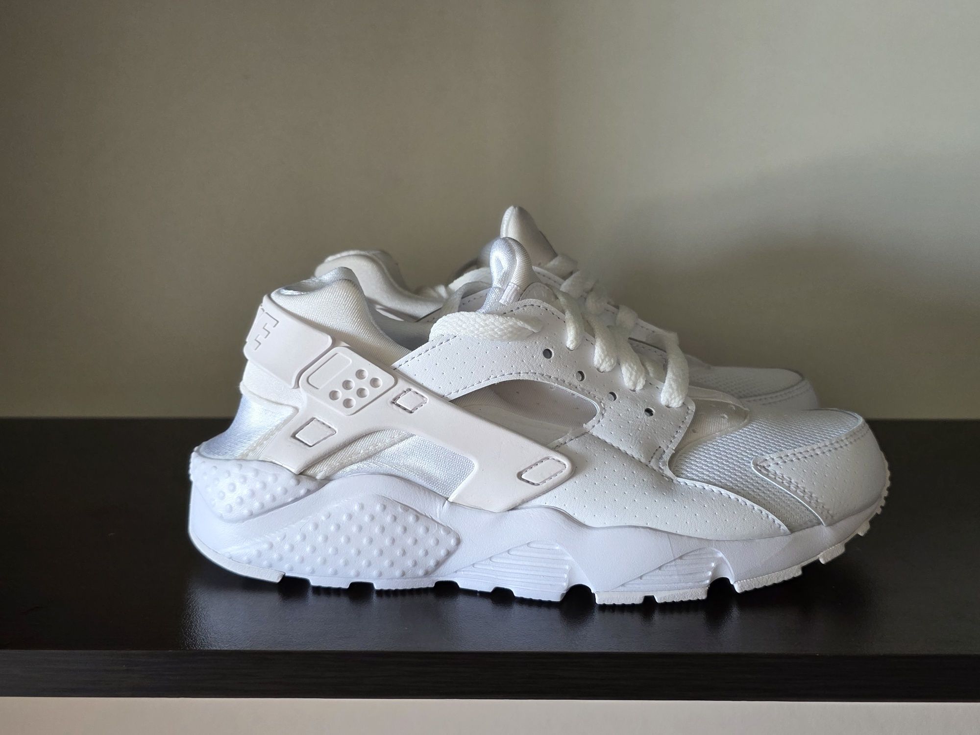 Nike Air Huarache 37.5номер 23.5см Стелка Нови с Кутия