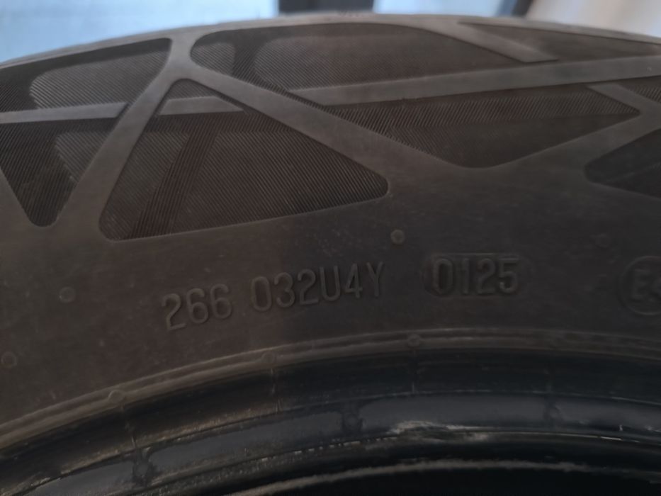 Летни гуми 215/65/17 Континентал Continental