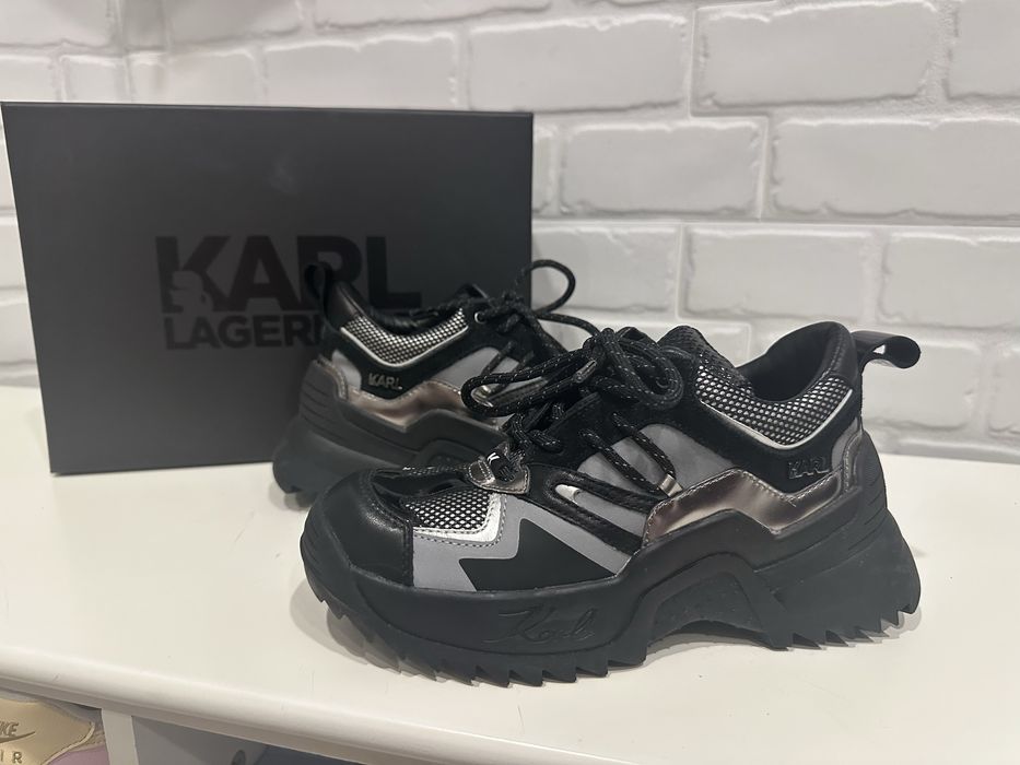 Дамски и мъжки раници,чанти,портмоне