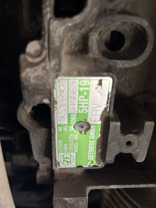 Продам коробку автомат Audi a6 c5 5hp19 полняы привод