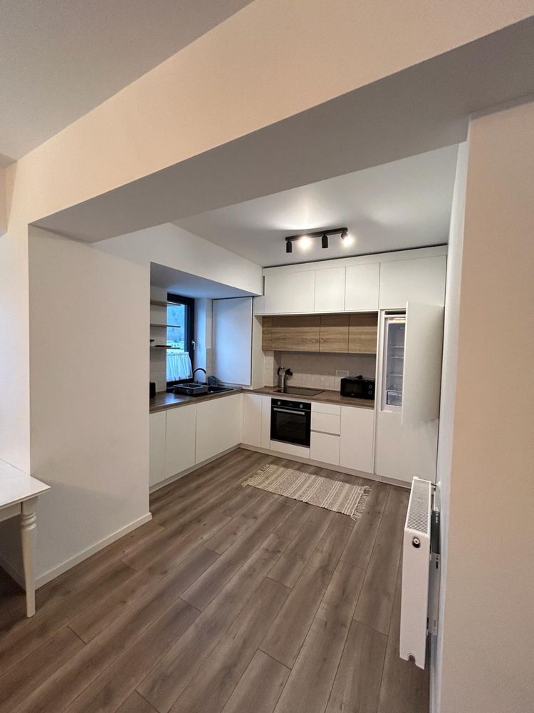 Vand apartament cu 2 camere complet mobilat si utilat - Noua Brasov