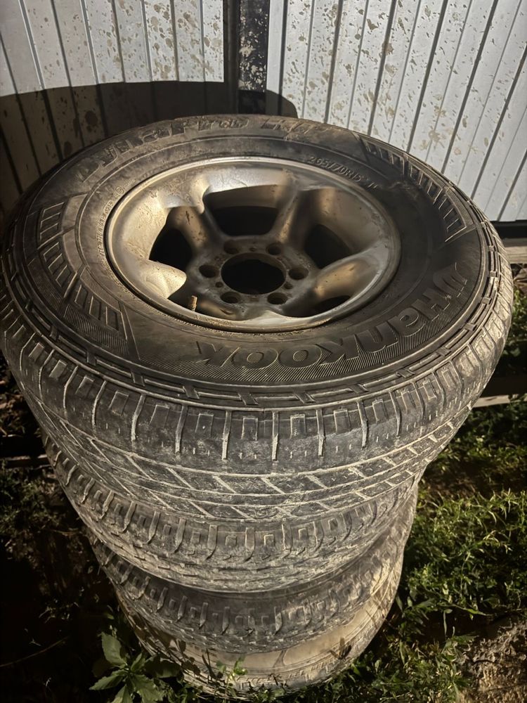 Продам шины.