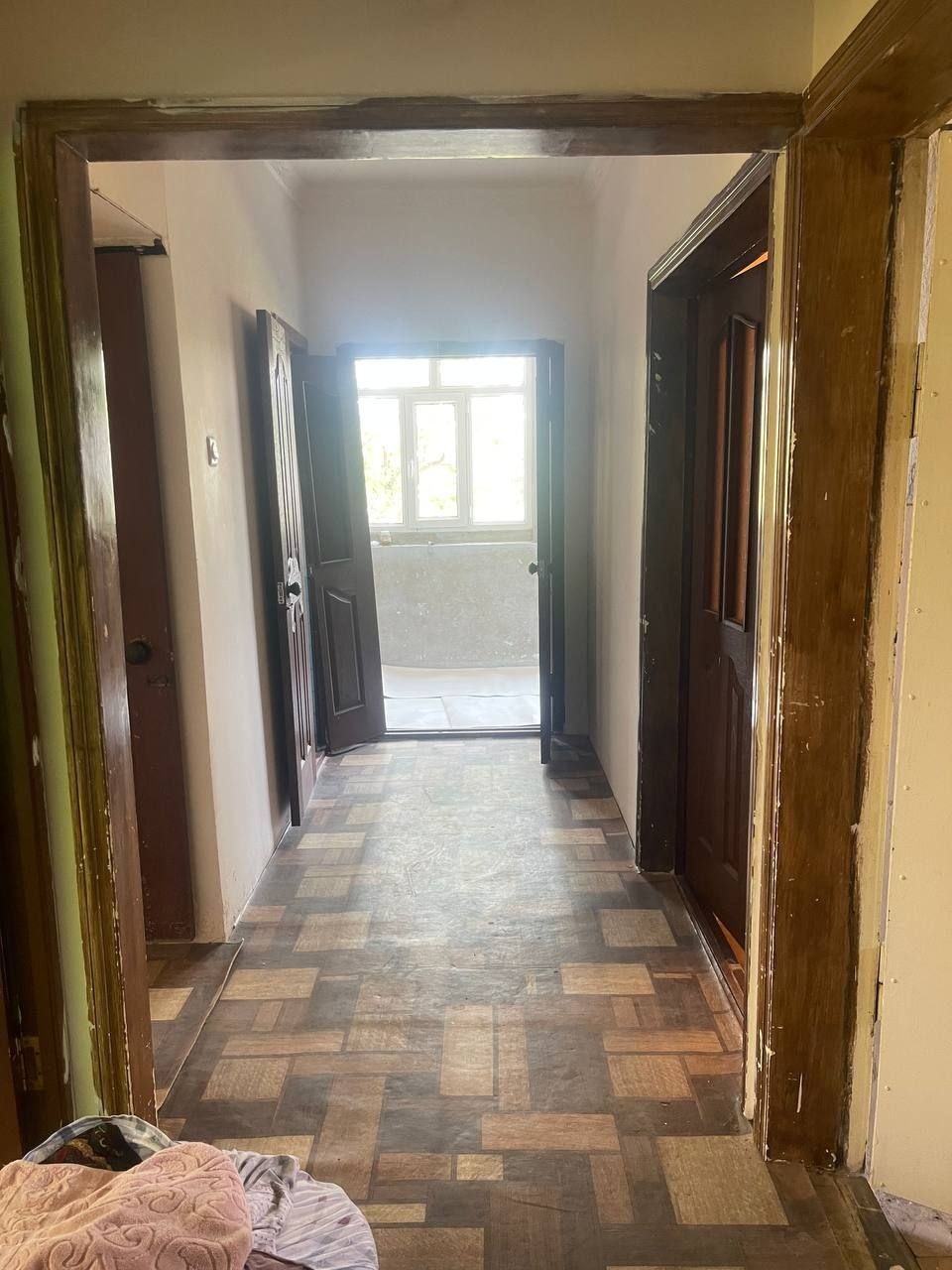Продаю квартиру Яшнабадский р-он Авиасозлар-1. Франция 60м2. 2-ком 3эт