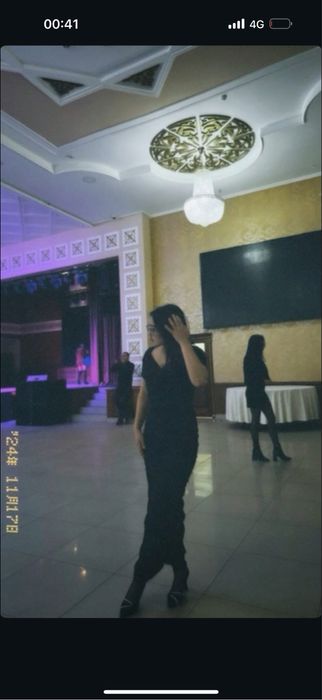 Платье вечернее блестящий