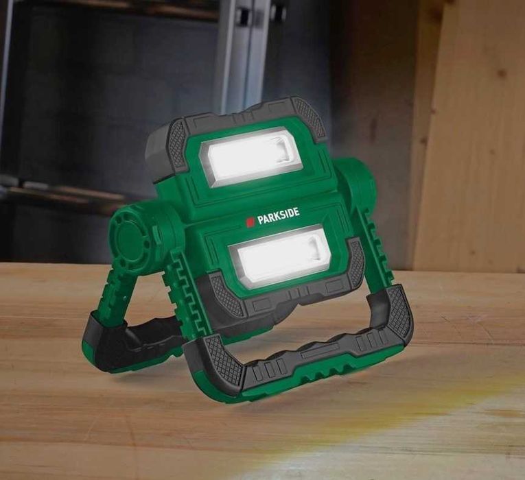 Proiector, lampa de lucru PARKSIDE® Reflector LED, cu Powerbank, nou