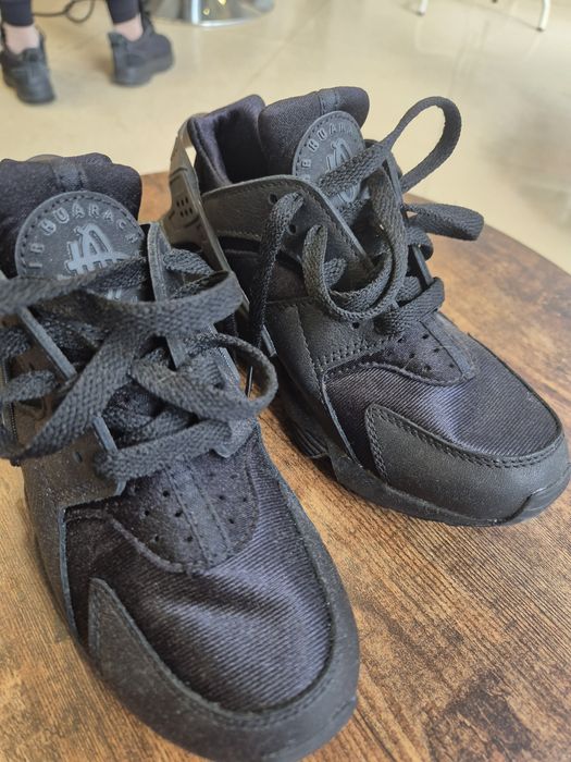 Маратонки Nike за момиче  36 номер ,отговаря на 35