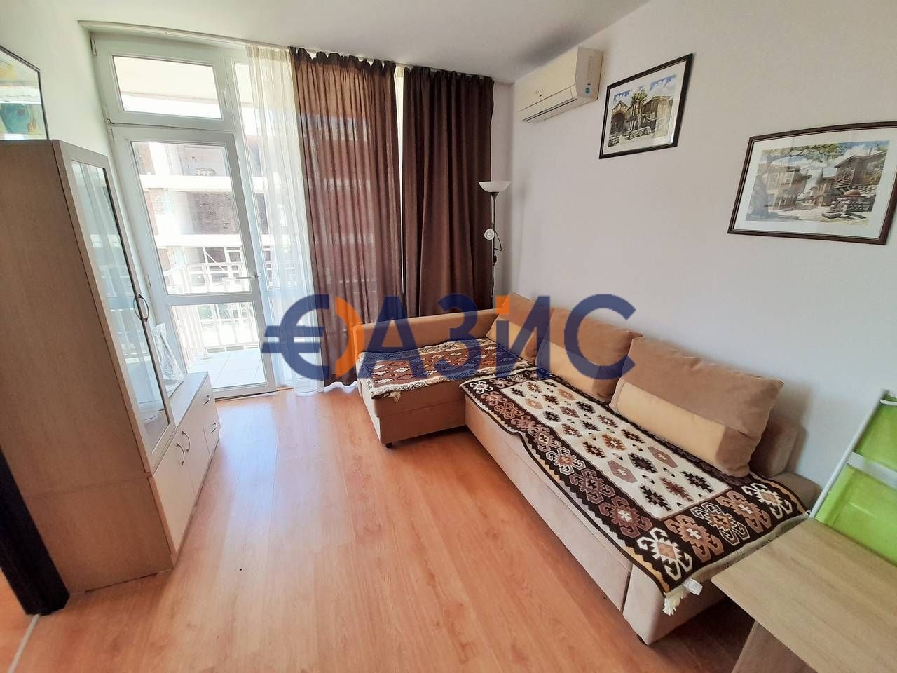 Продава се Двустаен апартамент в к.к. Слънчев бряг - 50 кв.м за 1150 €/кв.м - Снимка #4