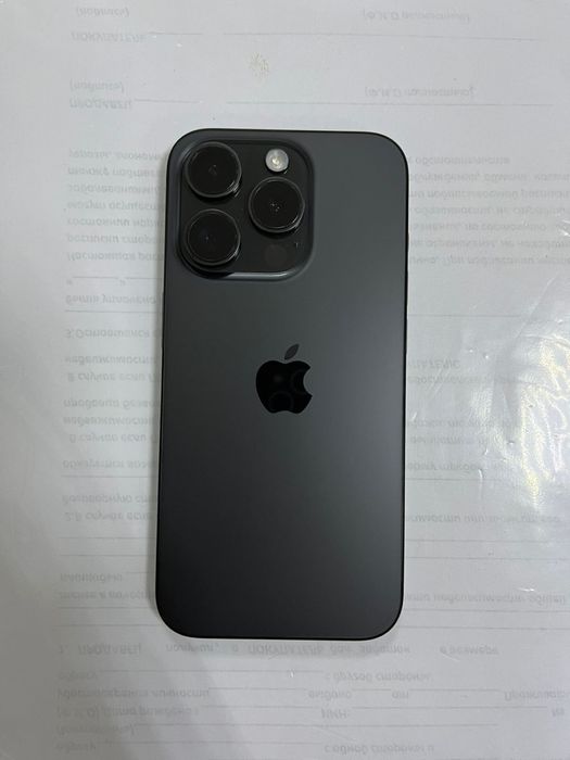 Айфон 15 про срочно продам